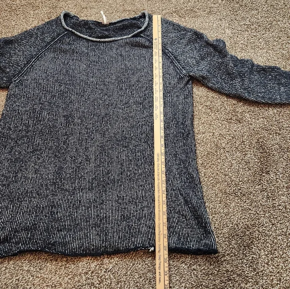 Free People Lennox Tunic Sweater In Onyx Size Small - Picture 8 of 8